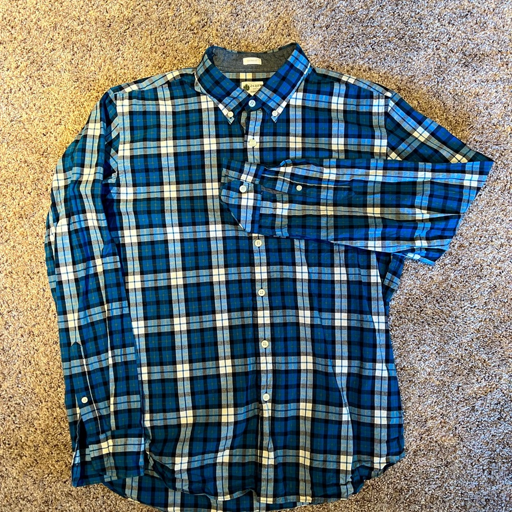 J crew tailored fit large button down shirt